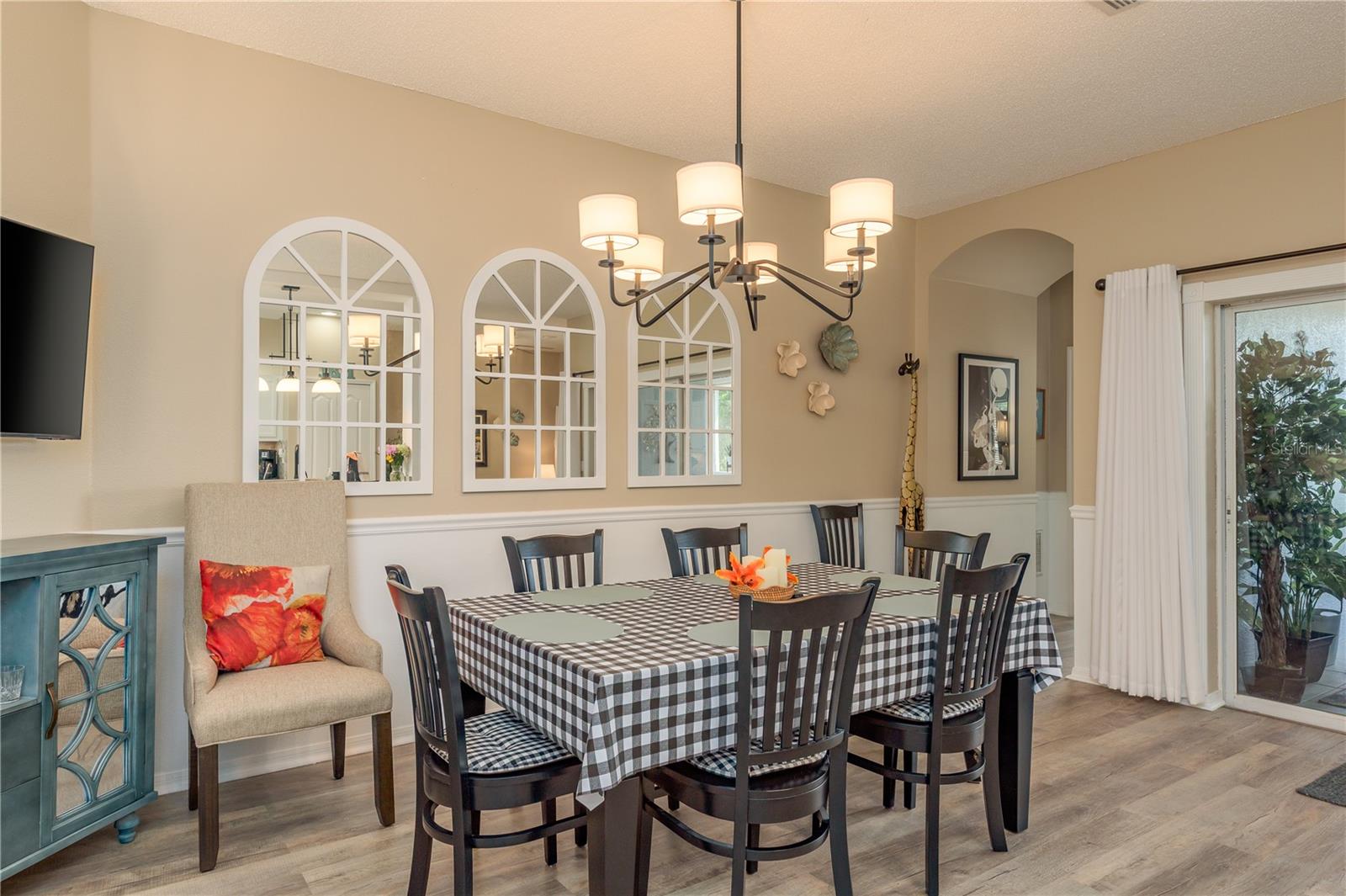 Image 10 of 90 For 2747 Wood Pointe Drive