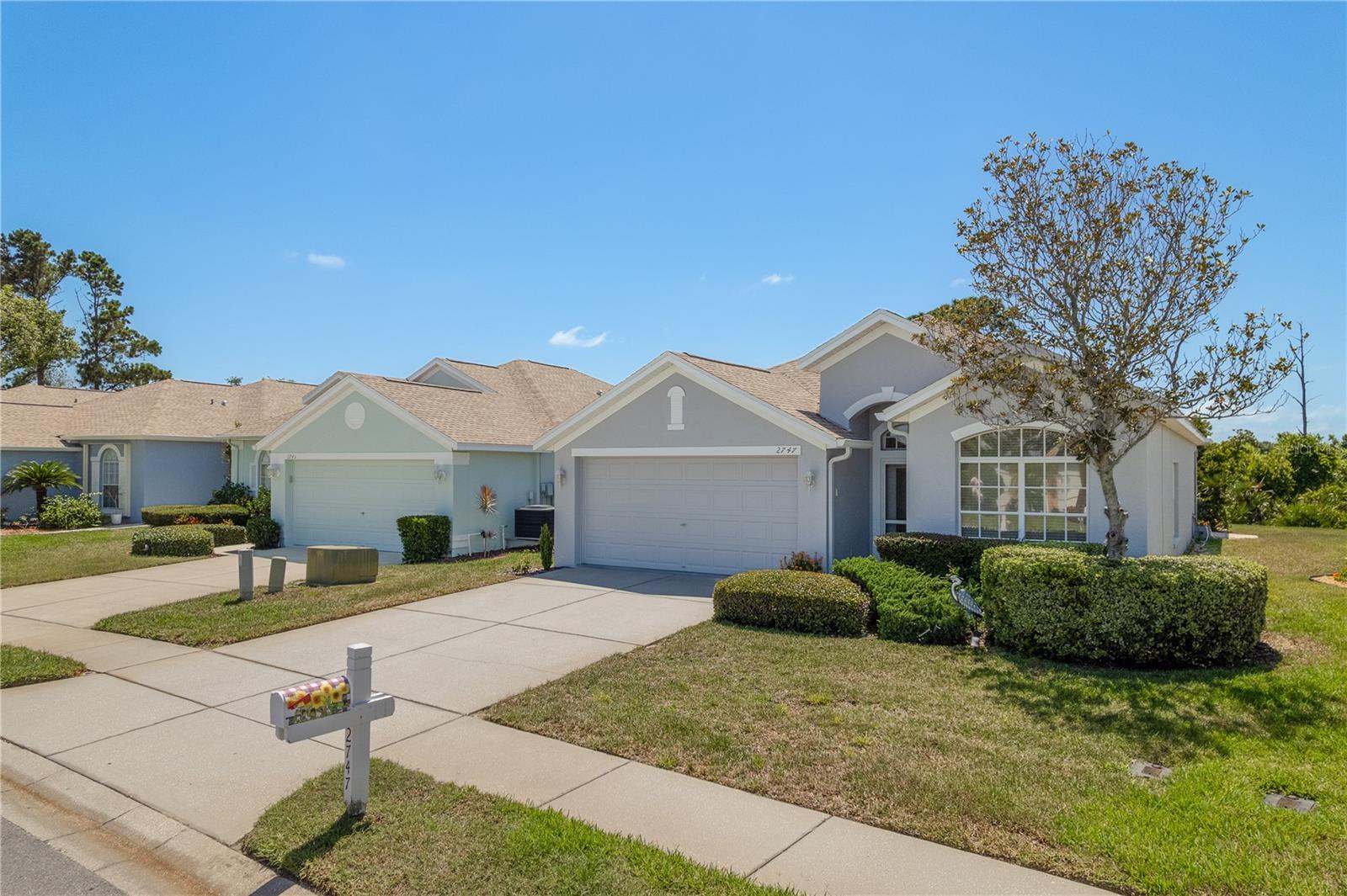 Image 2 of 90 For 2747 Wood Pointe Drive