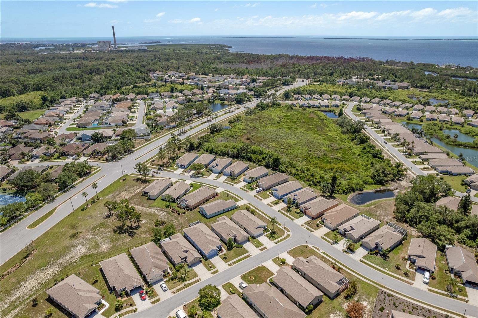 Image 84 of 90 For 2747 Wood Pointe Drive