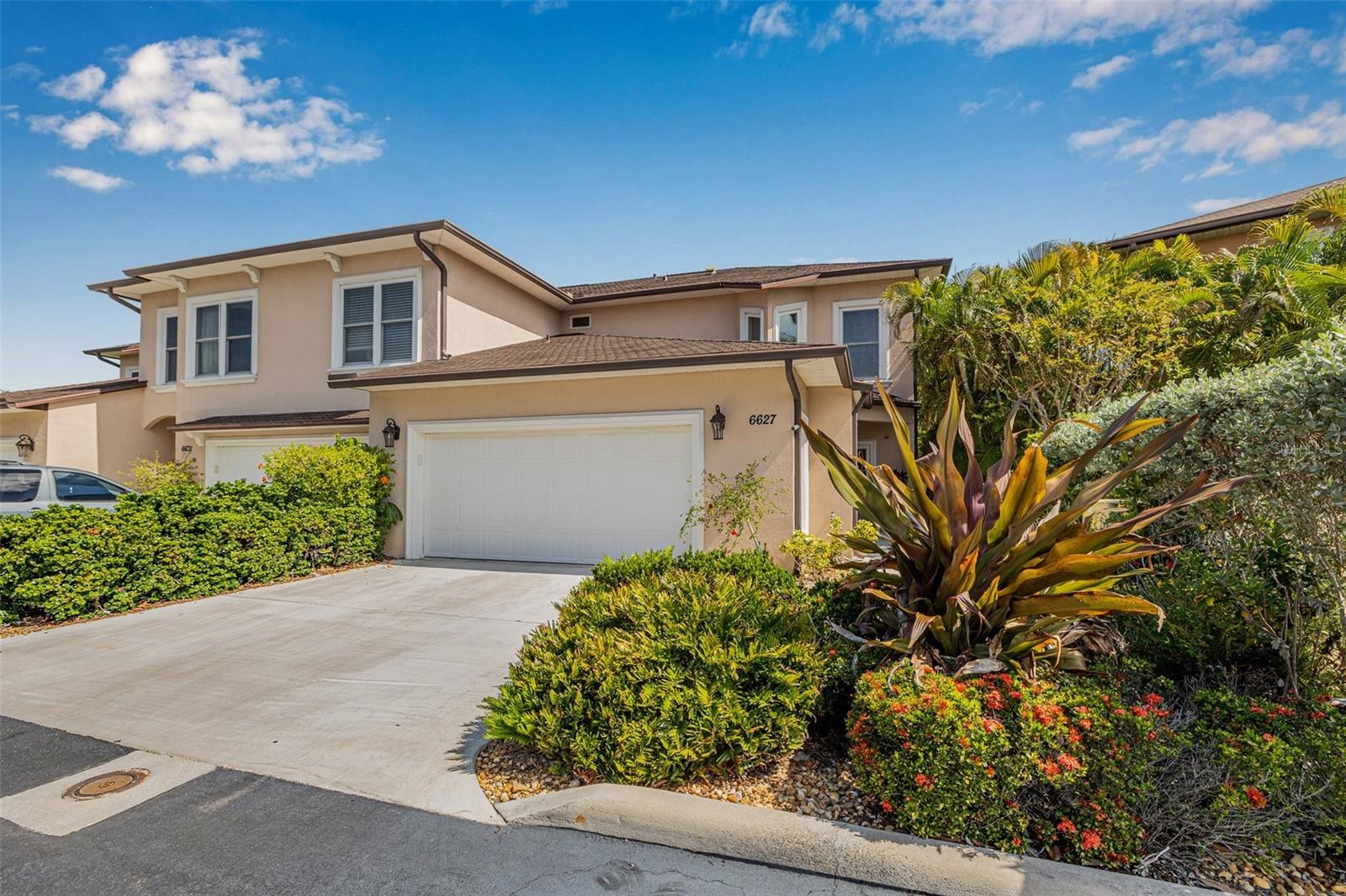 Details for 6627 Date Palm Avenue S, ST PETERSBURG, FL 33707