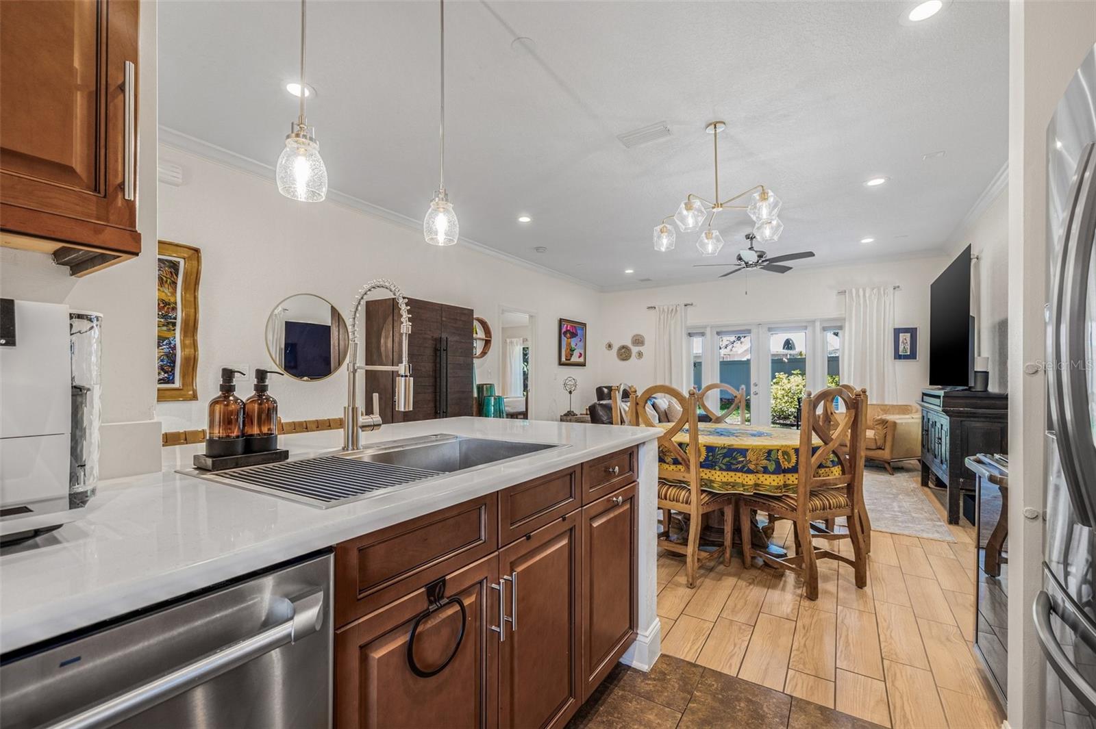 Image 9 of 50 For 6627 Date Palm Avenue S