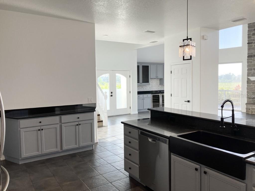 Image 16 of 38 For 14510 Mj Road