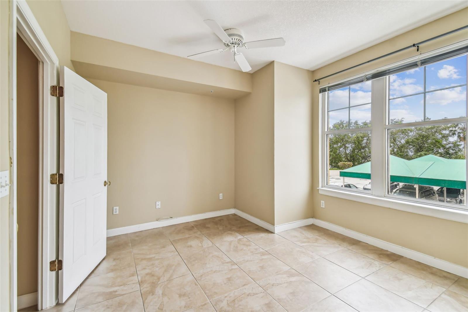 Image 12 of 42 For 345 Bayshore Boulevard 307