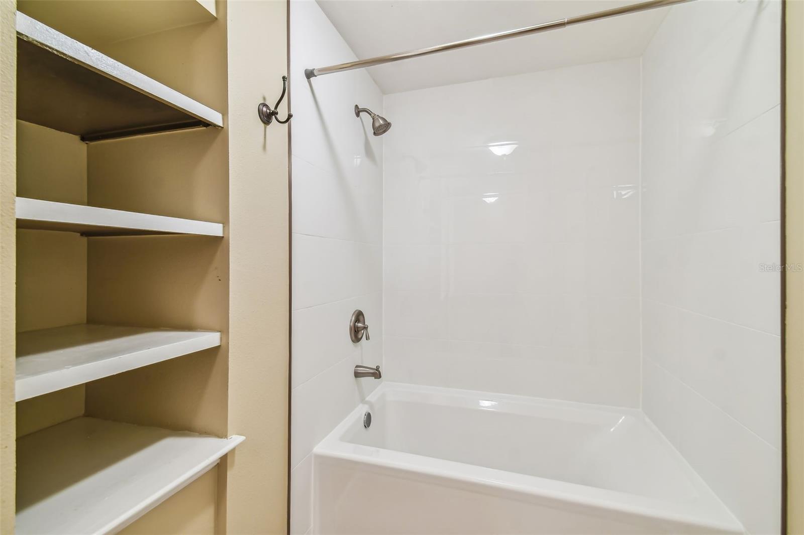 Image 16 of 42 For 345 Bayshore Boulevard 307