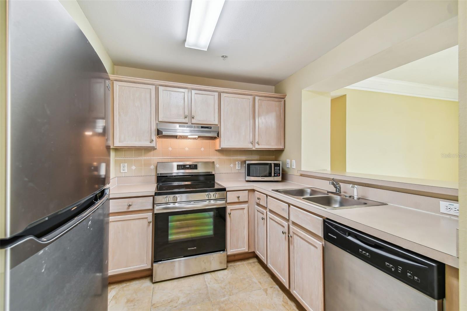 Image 18 of 42 For 345 Bayshore Boulevard 307