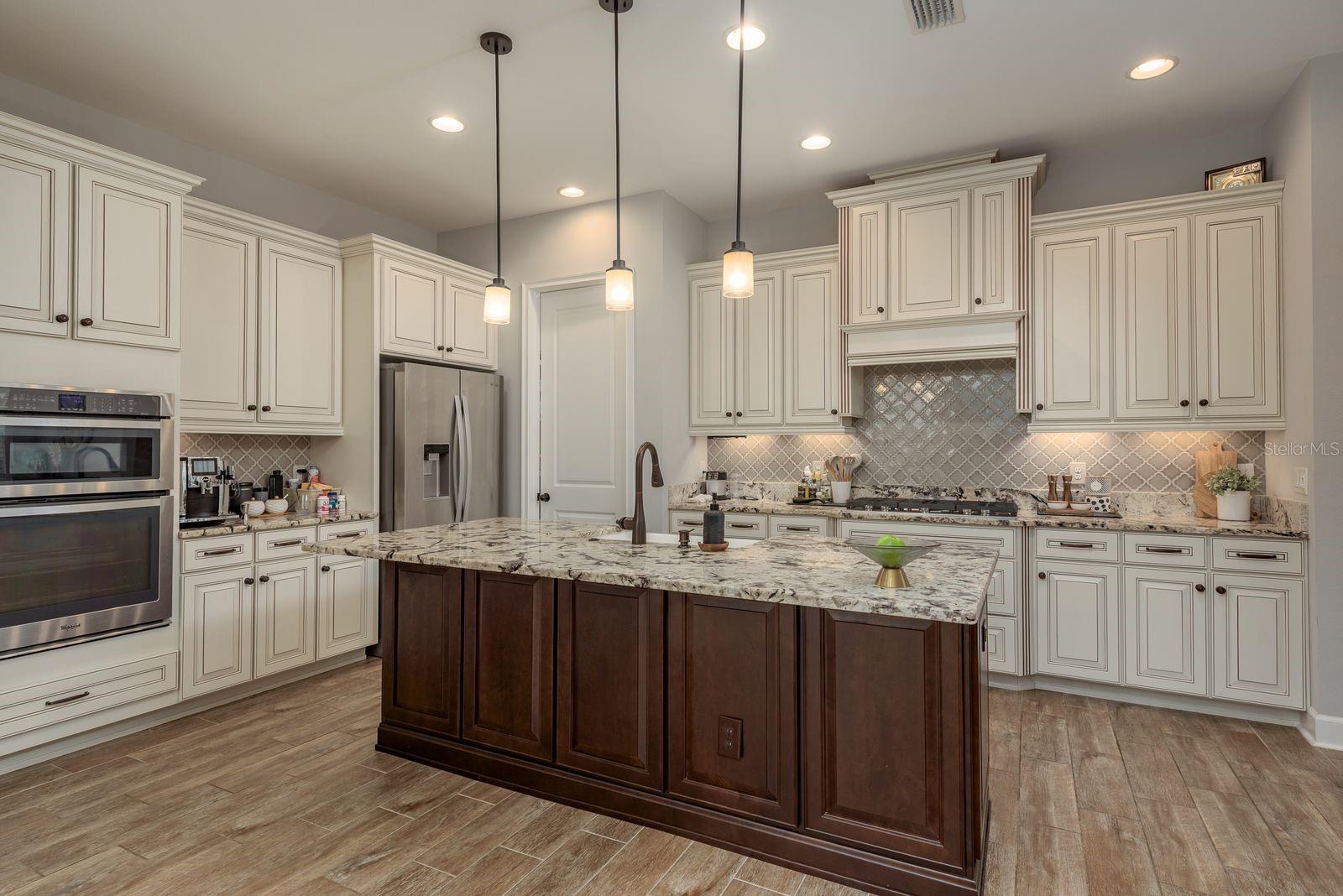 Image 16 of 75 For 4583 Barletta Court