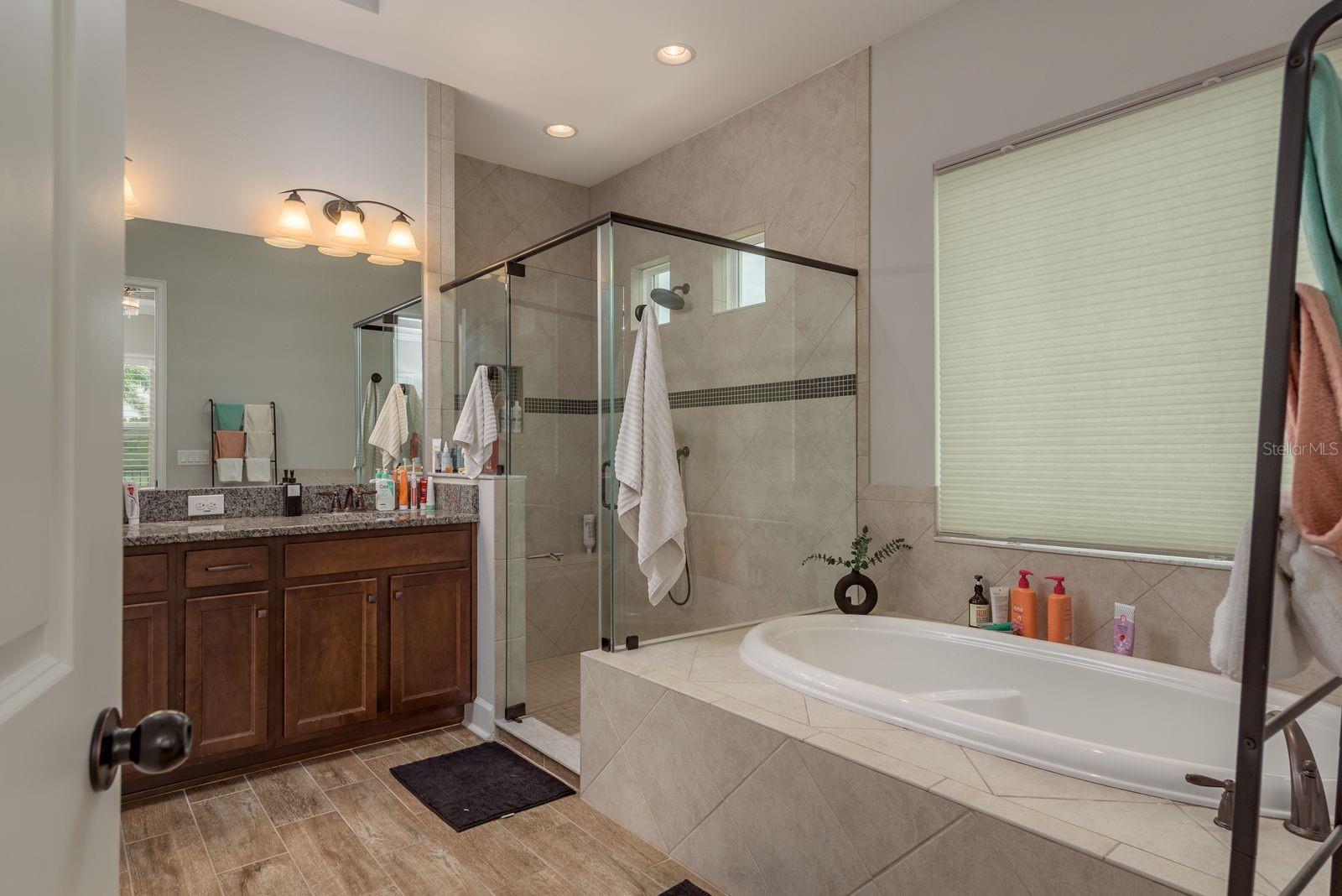 Image 20 of 75 For 4583 Barletta Court