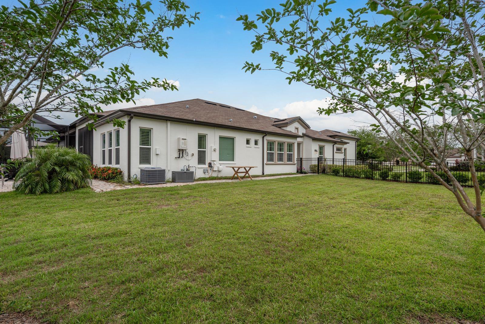 Image 34 of 75 For 4583 Barletta Court