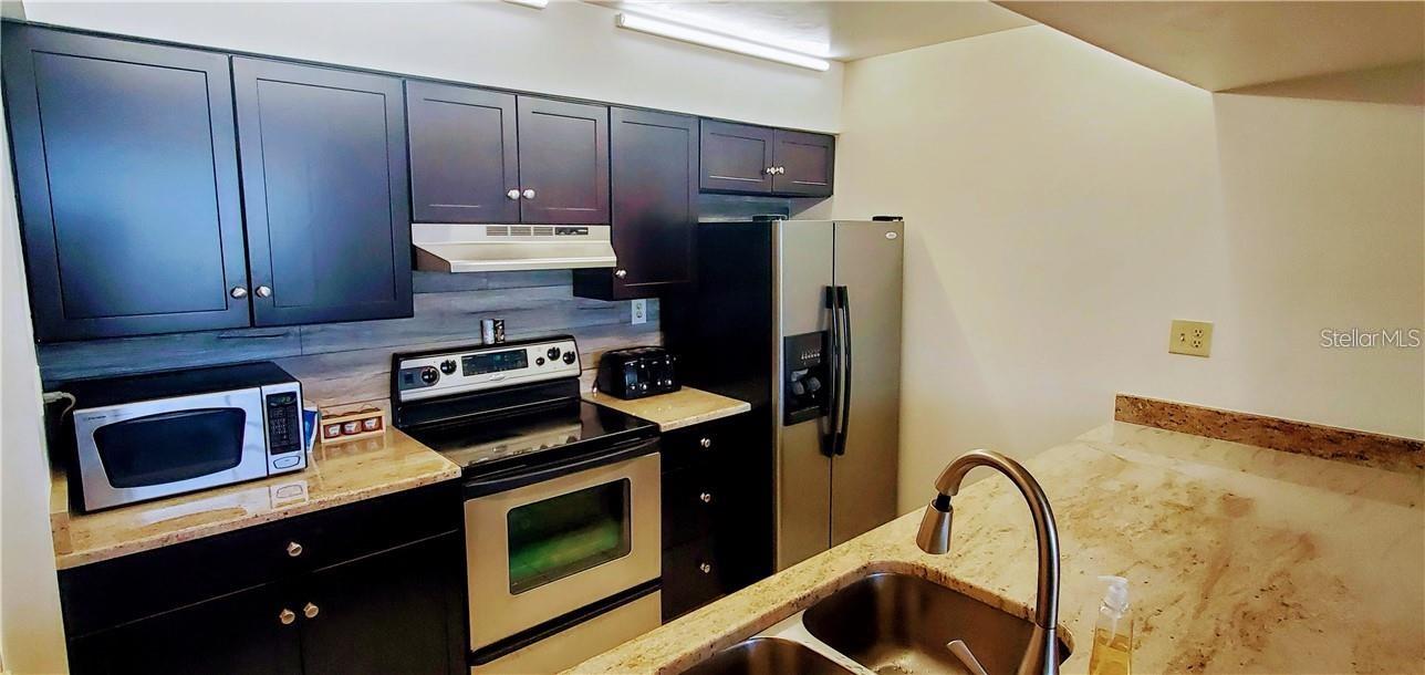 Image 4 of 14 For 450 Gulfview Boulevard 1404