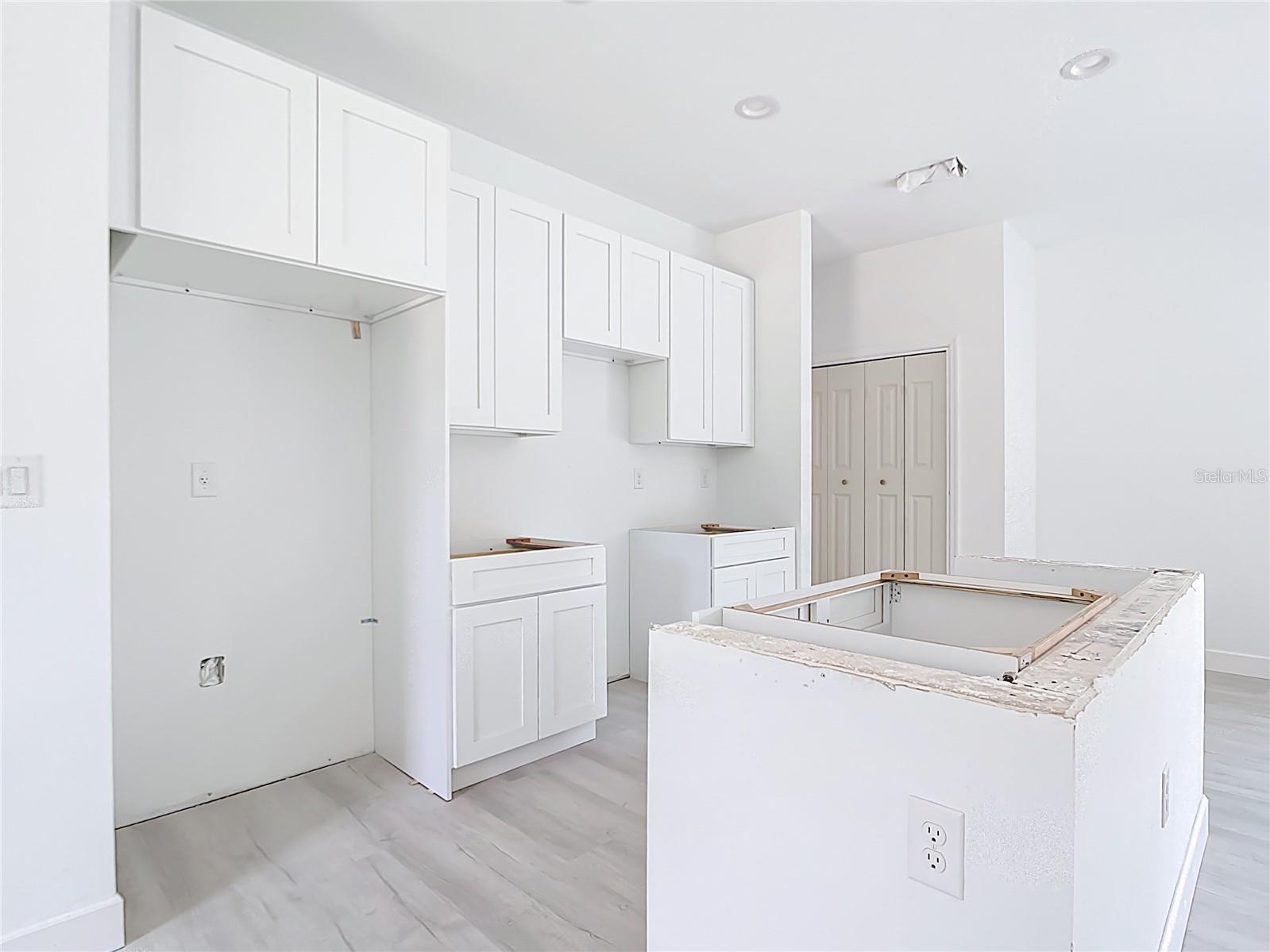 Image 3 of 27 For 16134 Libourn Avenue