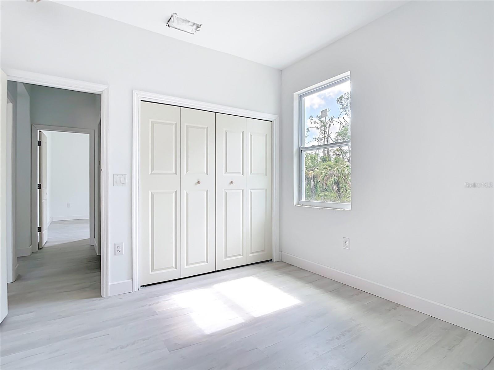 Image 8 of 27 For 16134 Libourn Avenue