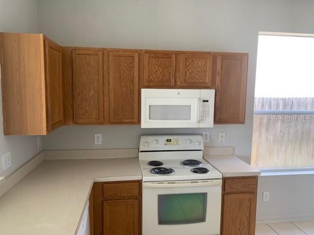 Image 5 of 13 For 8572 Deer Chase Drive