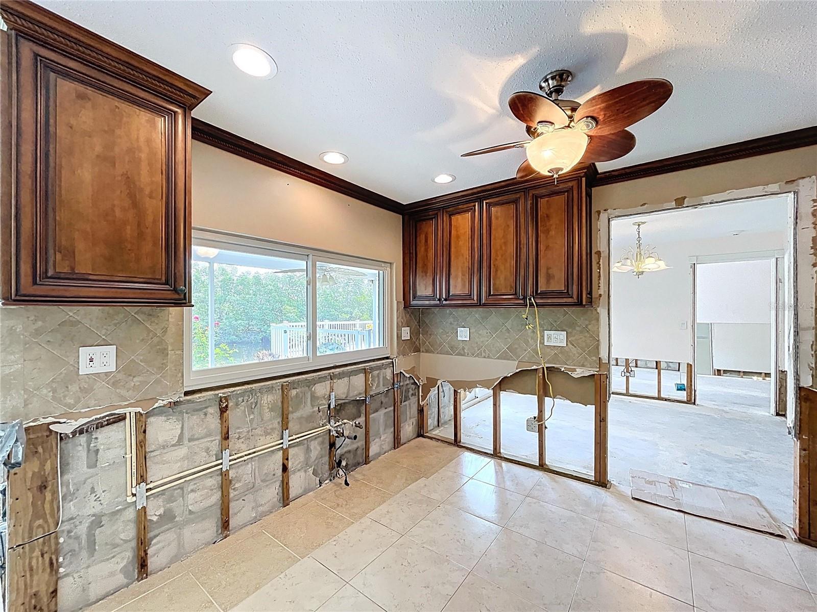 Image 30 of 72 For 9631 Oak Street Ne