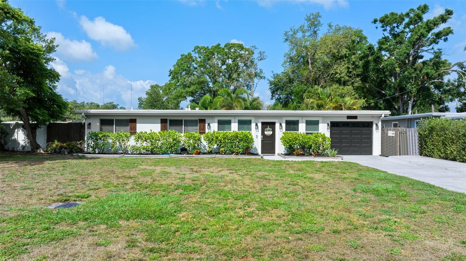 Details for 7304 Lakeside Boulevard, TAMPA, FL 33614