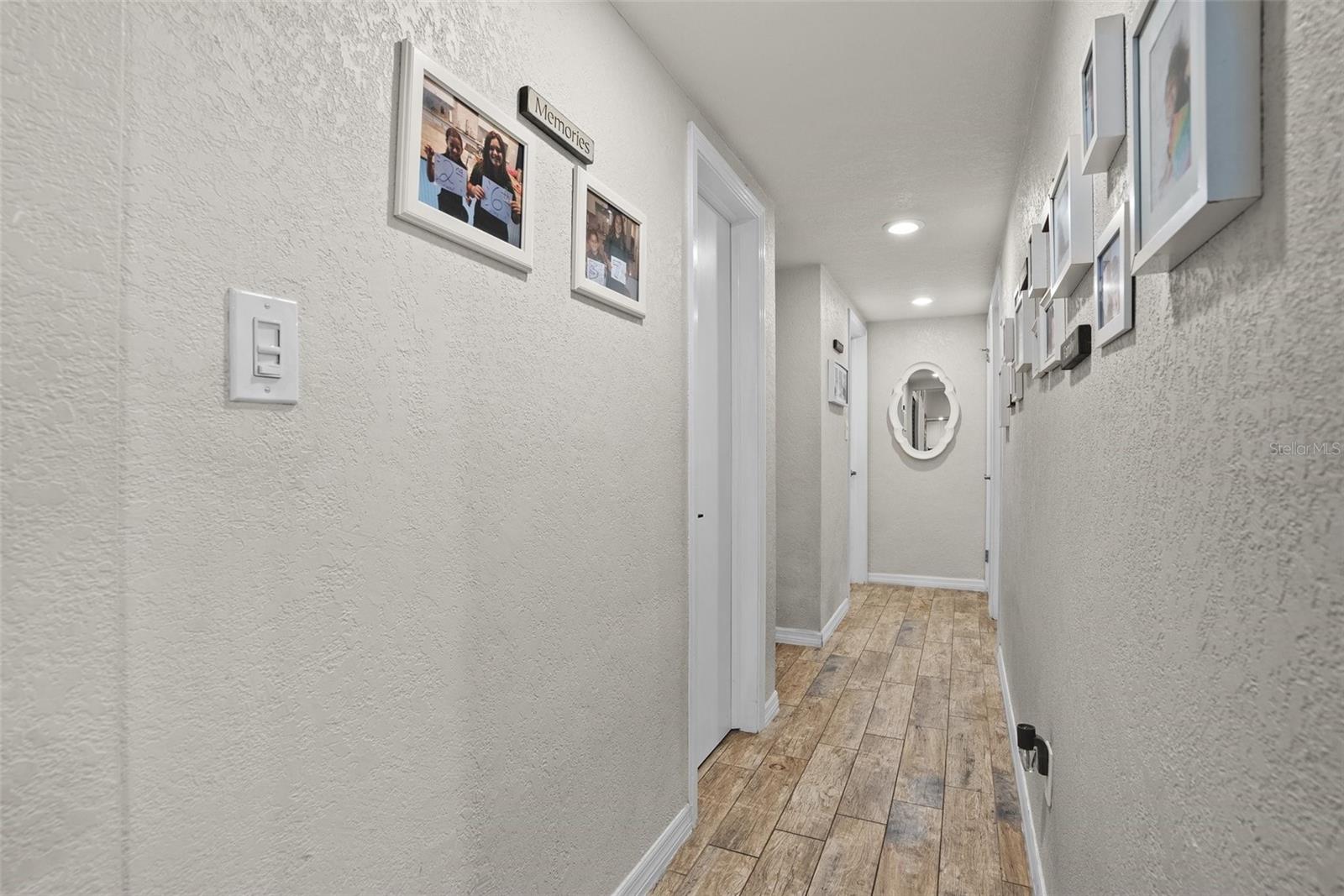 Image 28 of 70 For 7304 Lakeside Boulevard