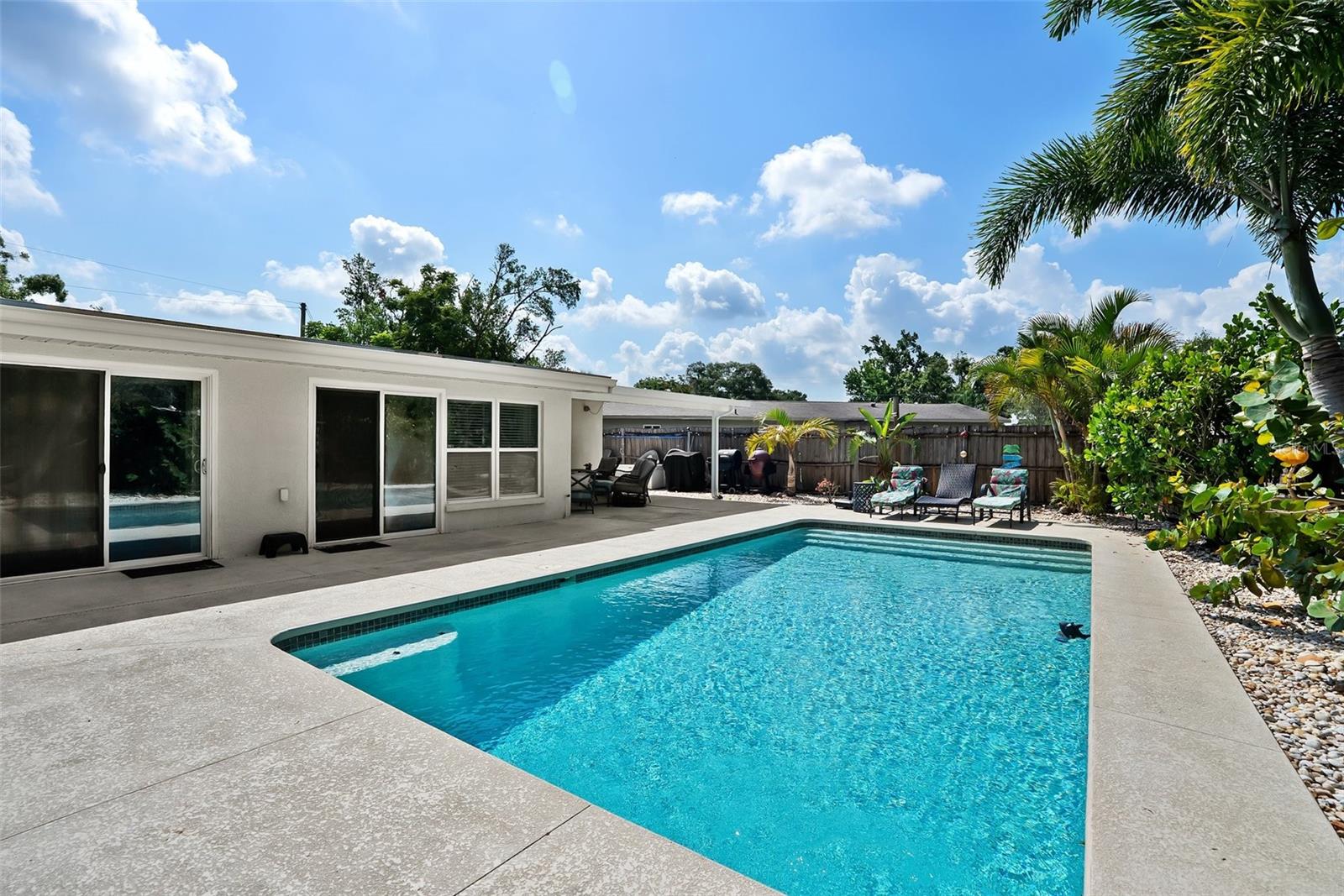 Image 38 of 70 For 7304 Lakeside Boulevard