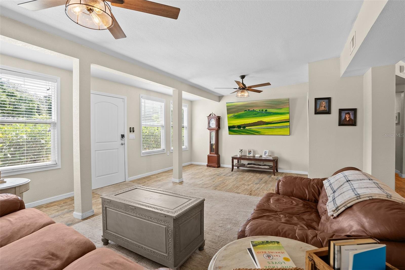 Image 5 of 70 For 7304 Lakeside Boulevard