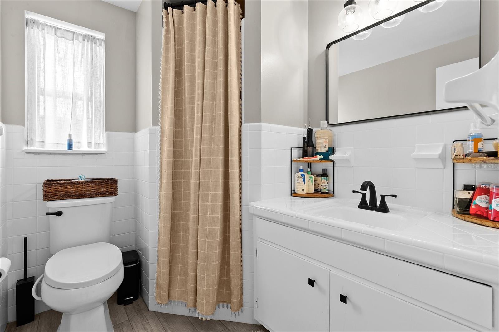 Image 50 of 70 For 7304 Lakeside Boulevard
