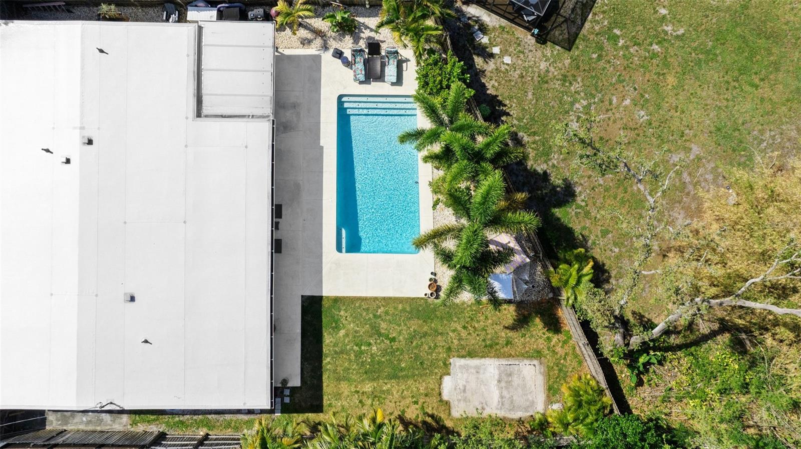 Image 62 of 70 For 7304 Lakeside Boulevard
