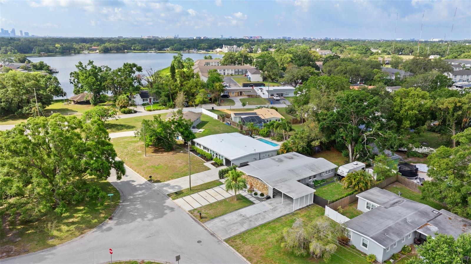 Image 64 of 70 For 7304 Lakeside Boulevard