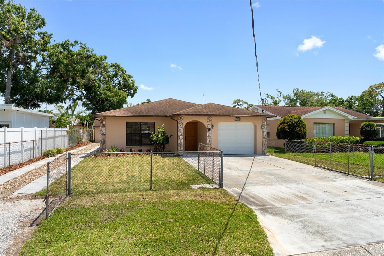 Image 2 of 28 For 4208 Flora Street