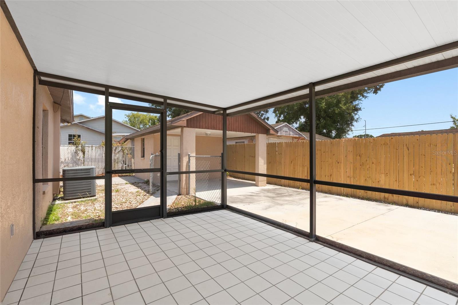 Image 21 of 28 For 4208 Flora Street