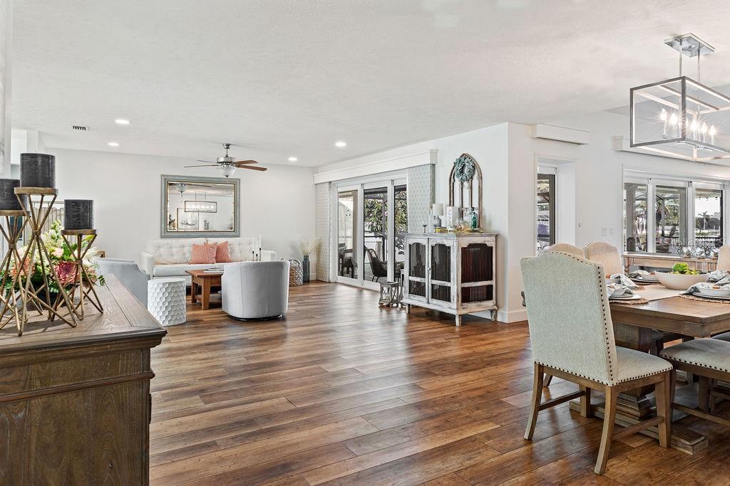 Image 34 of 99 For 6611 Surfside Boulevard