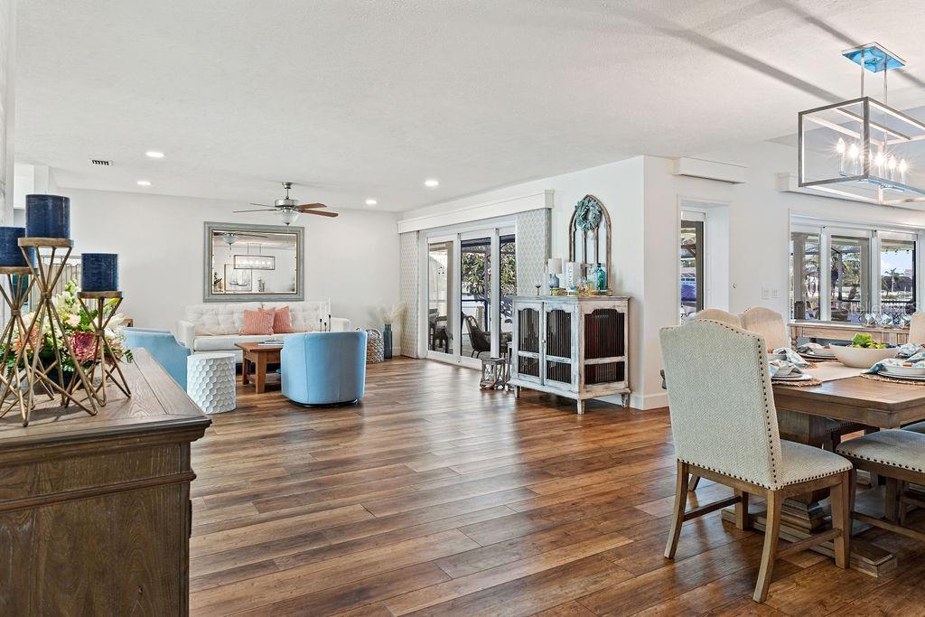 Image 37 of 99 For 6611 Surfside Boulevard