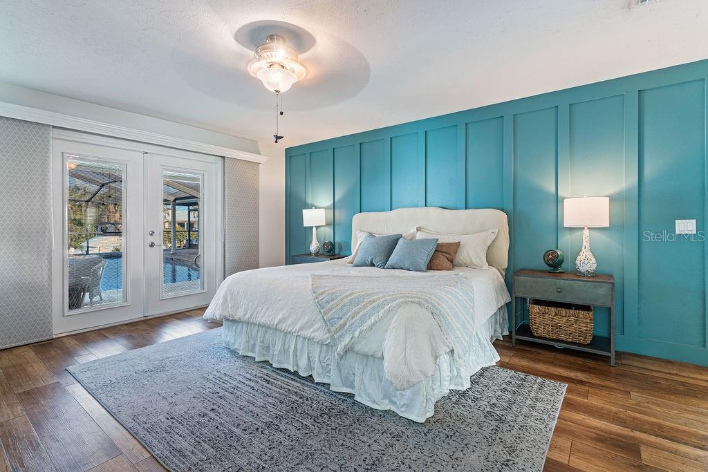 Image 57 of 99 For 6611 Surfside Boulevard