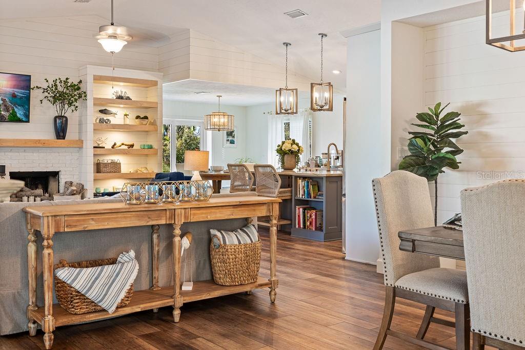 Image 62 of 99 For 6611 Surfside Boulevard