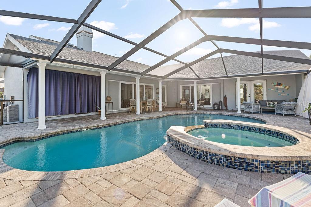 Image 73 of 99 For 6611 Surfside Boulevard
