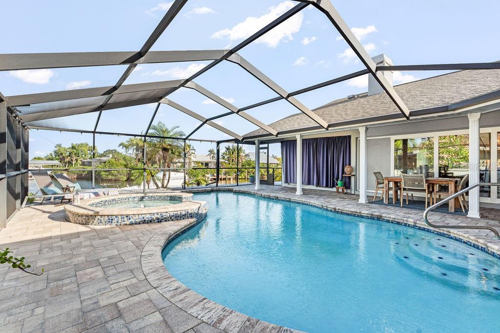 Image 76 of 99 For 6611 Surfside Boulevard