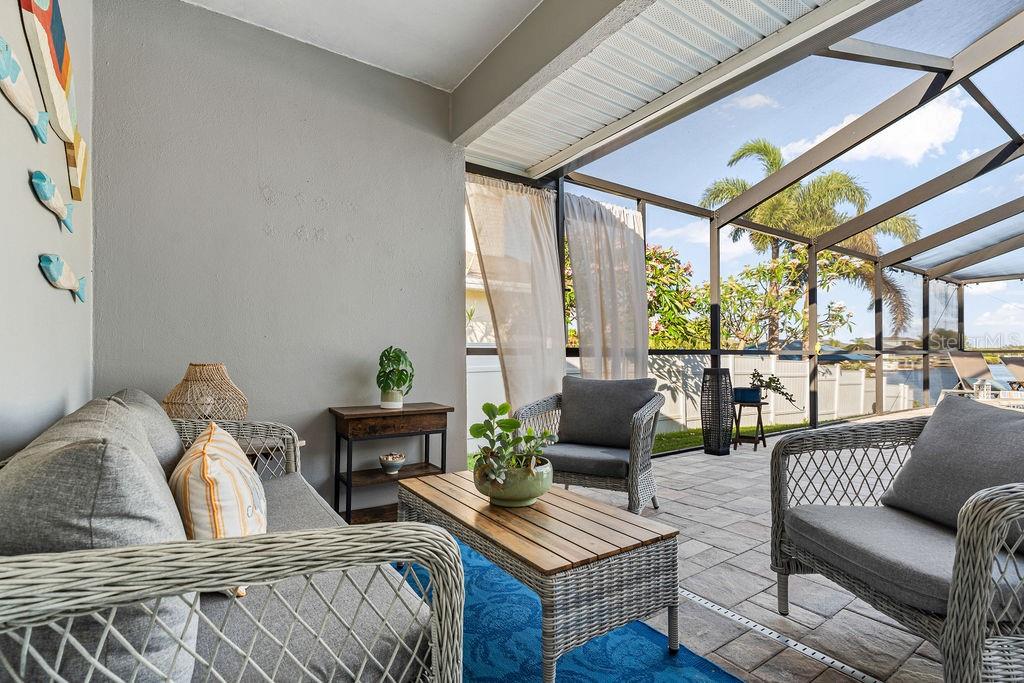 Image 86 of 99 For 6611 Surfside Boulevard
