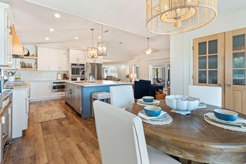 Image 9 of 99 For 6611 Surfside Boulevard