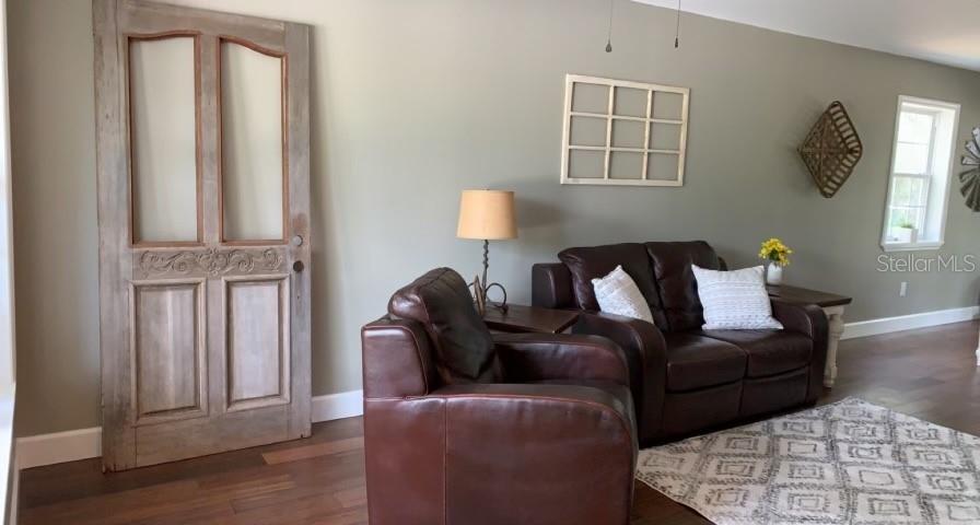 Image 11 of 37 For 7152 Sandy Lane