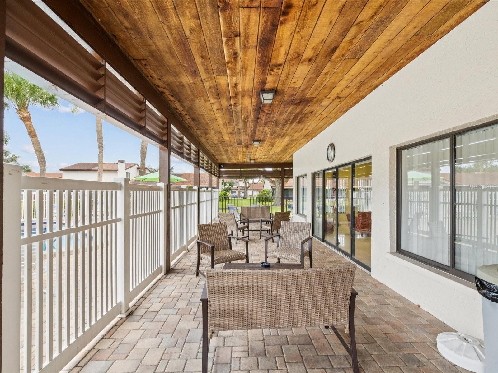 Listing photo id 36 for 7360 Ulmerton Road 18a