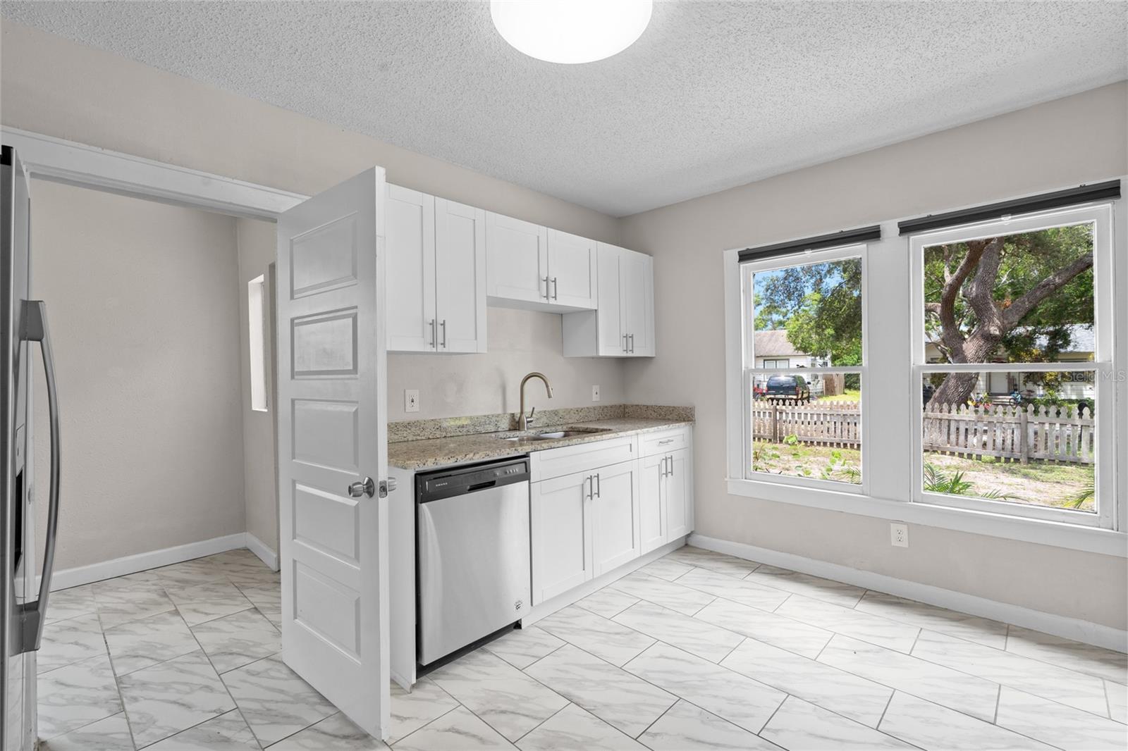Image 15 of 39 For 6489 30th Street N