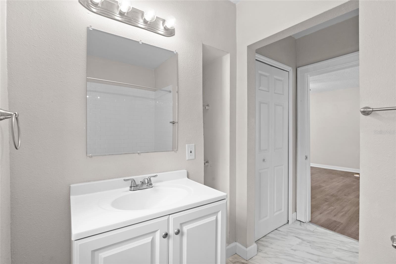 Image 17 of 39 For 6489 30th Street N