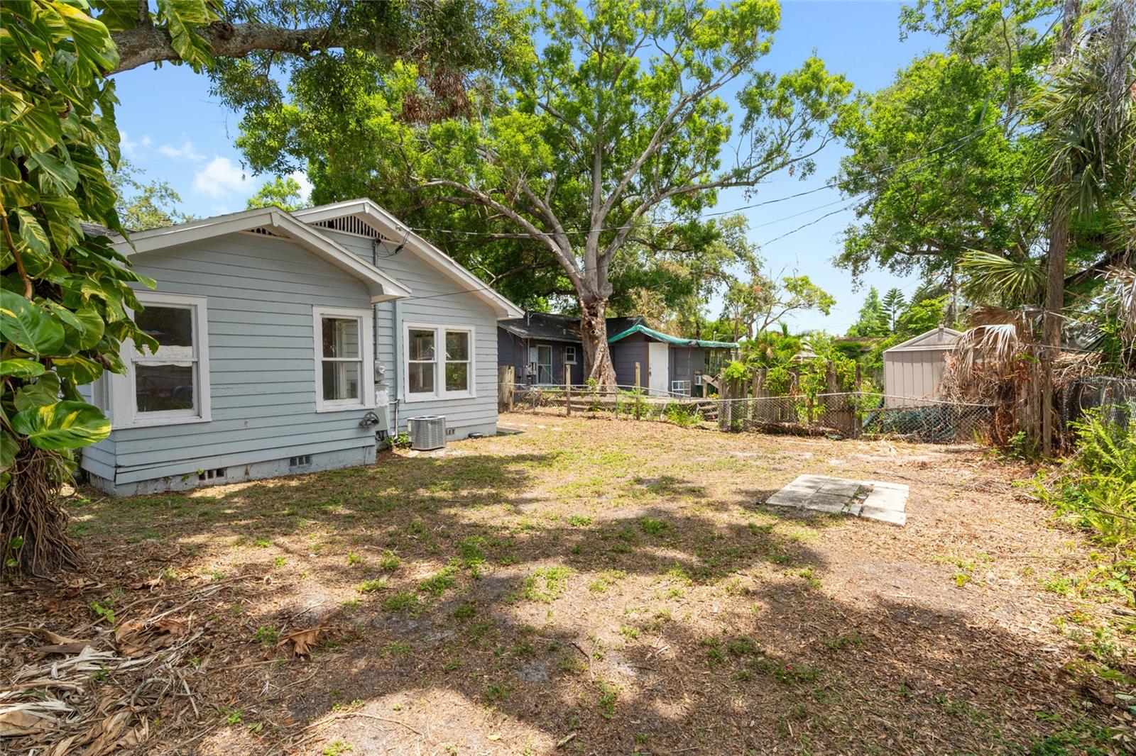 Image 22 of 39 For 6489 30th Street N