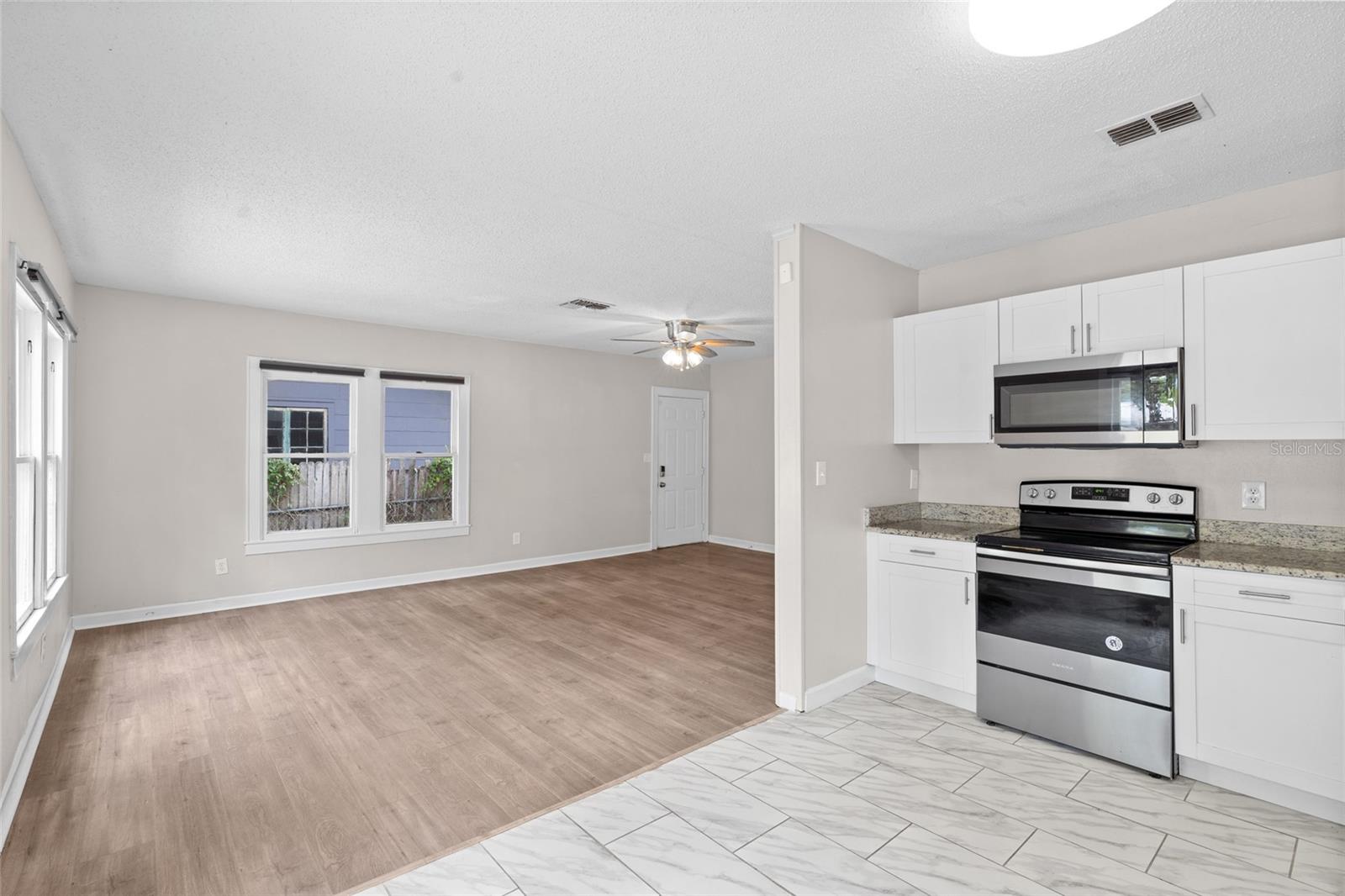 Image 9 of 39 For 6489 30th Street N