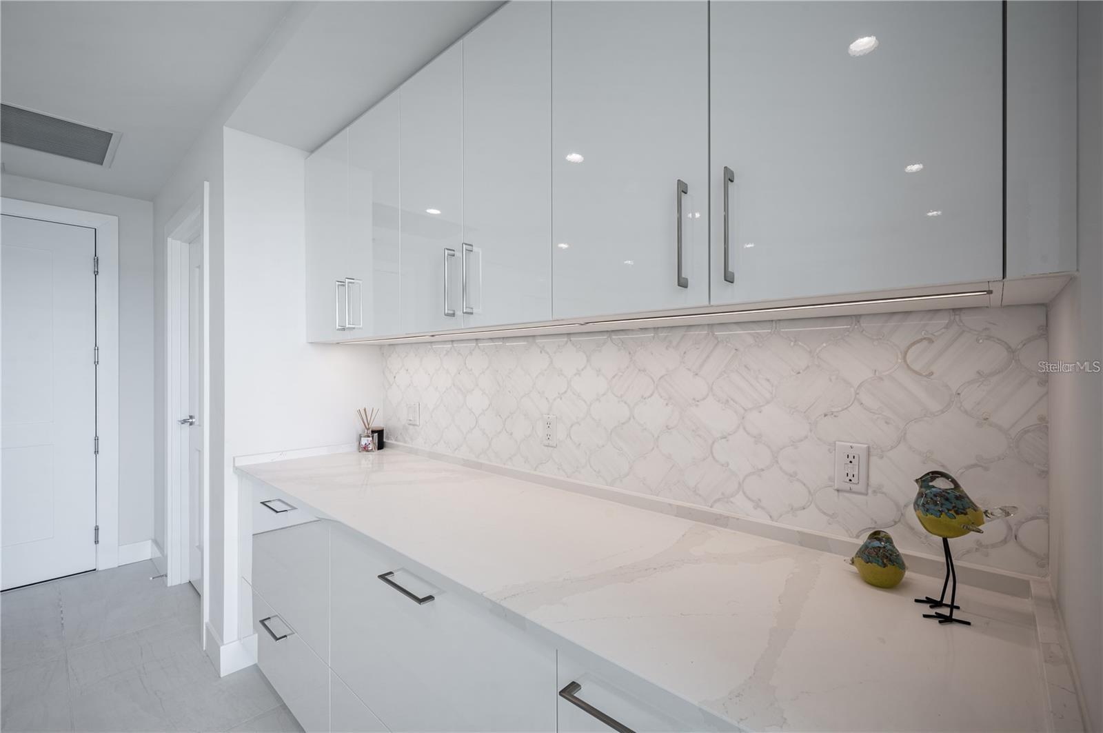 Image 20 of 60 For 301 1st Street S 402