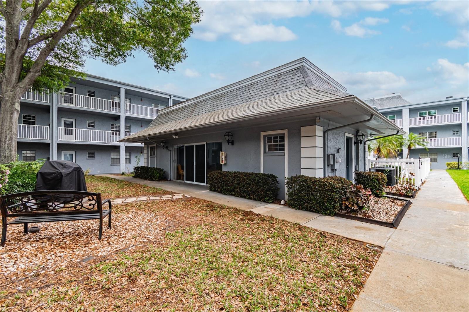 Image 30 of 32 For 701 Poinsettia Road 340