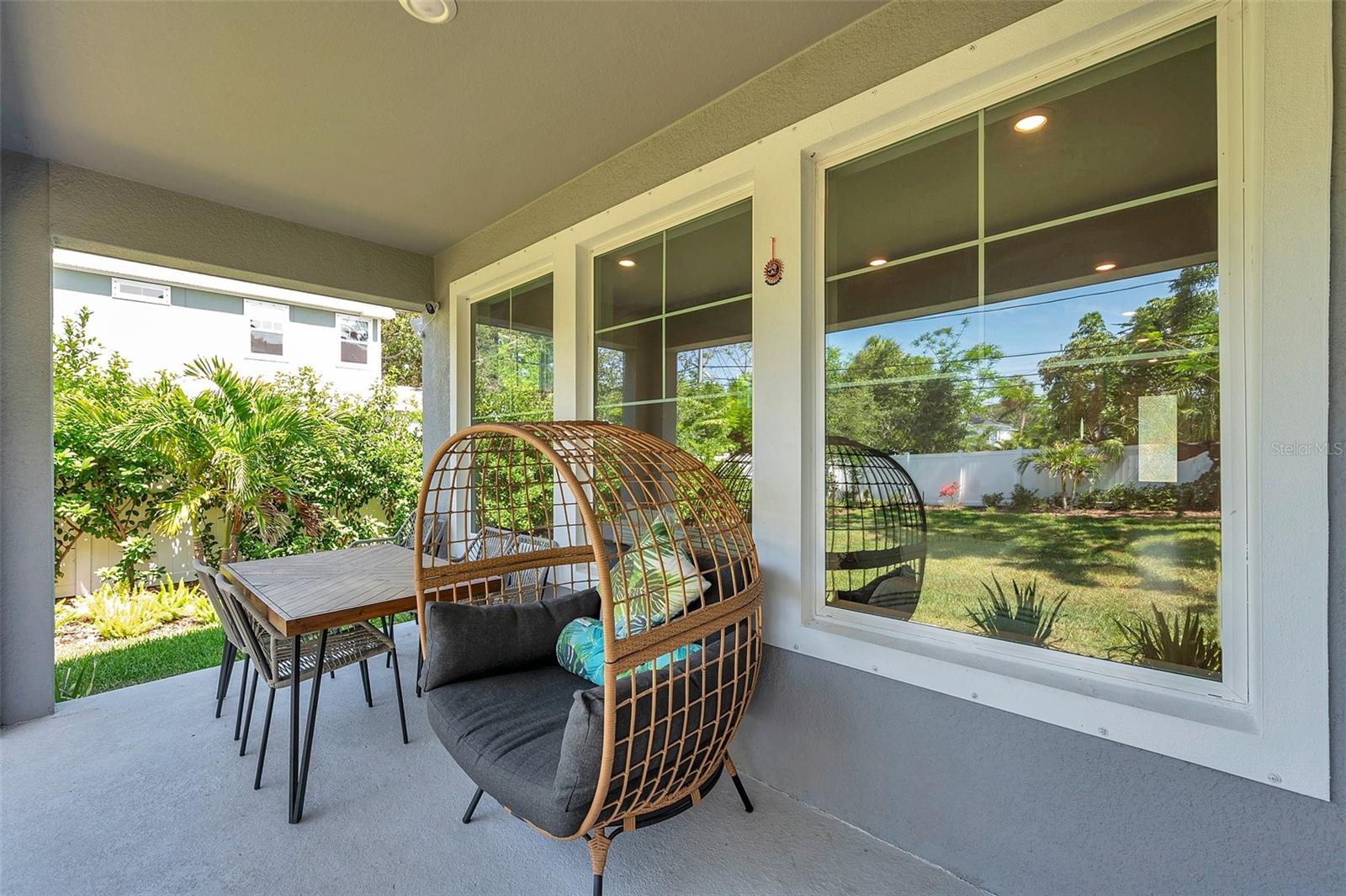 Image 10 of 67 For 8095 35th Ave N