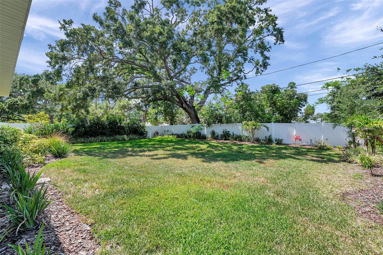 Image 12 of 67 For 8095 35th Ave N