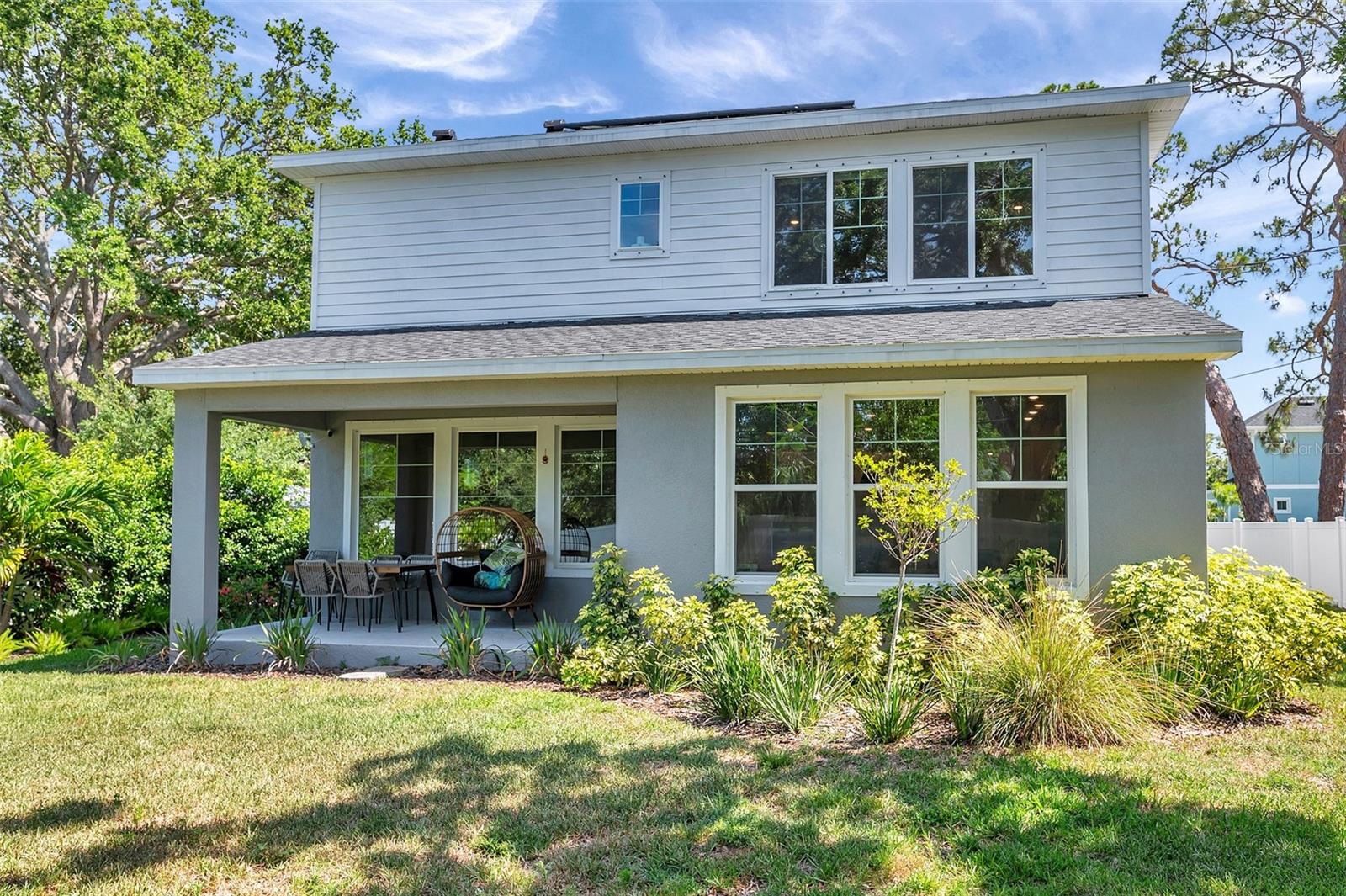 Image 9 of 67 For 8095 35th Ave N