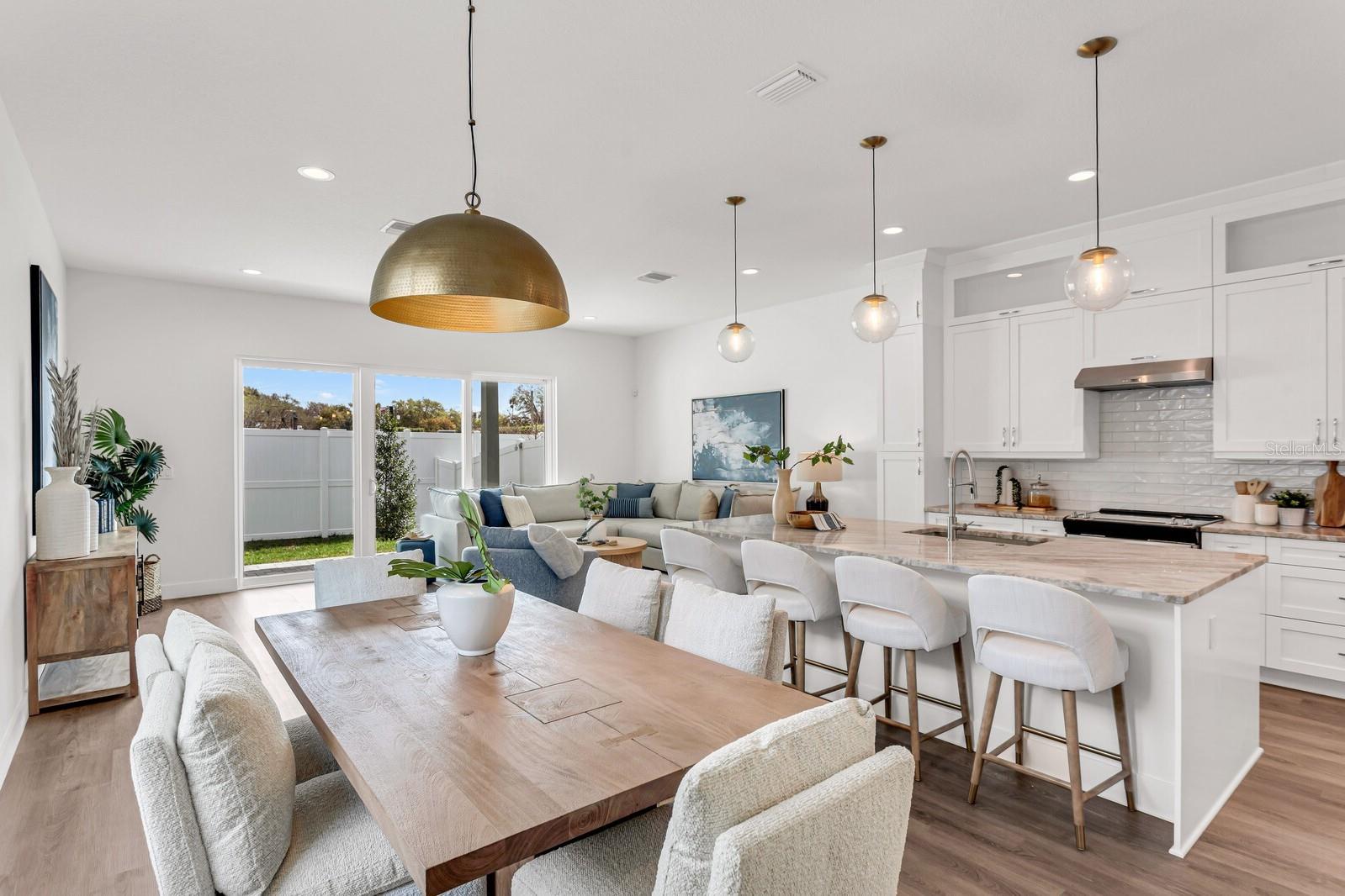 Listing photo id 9 for 5530 9th Street 6
