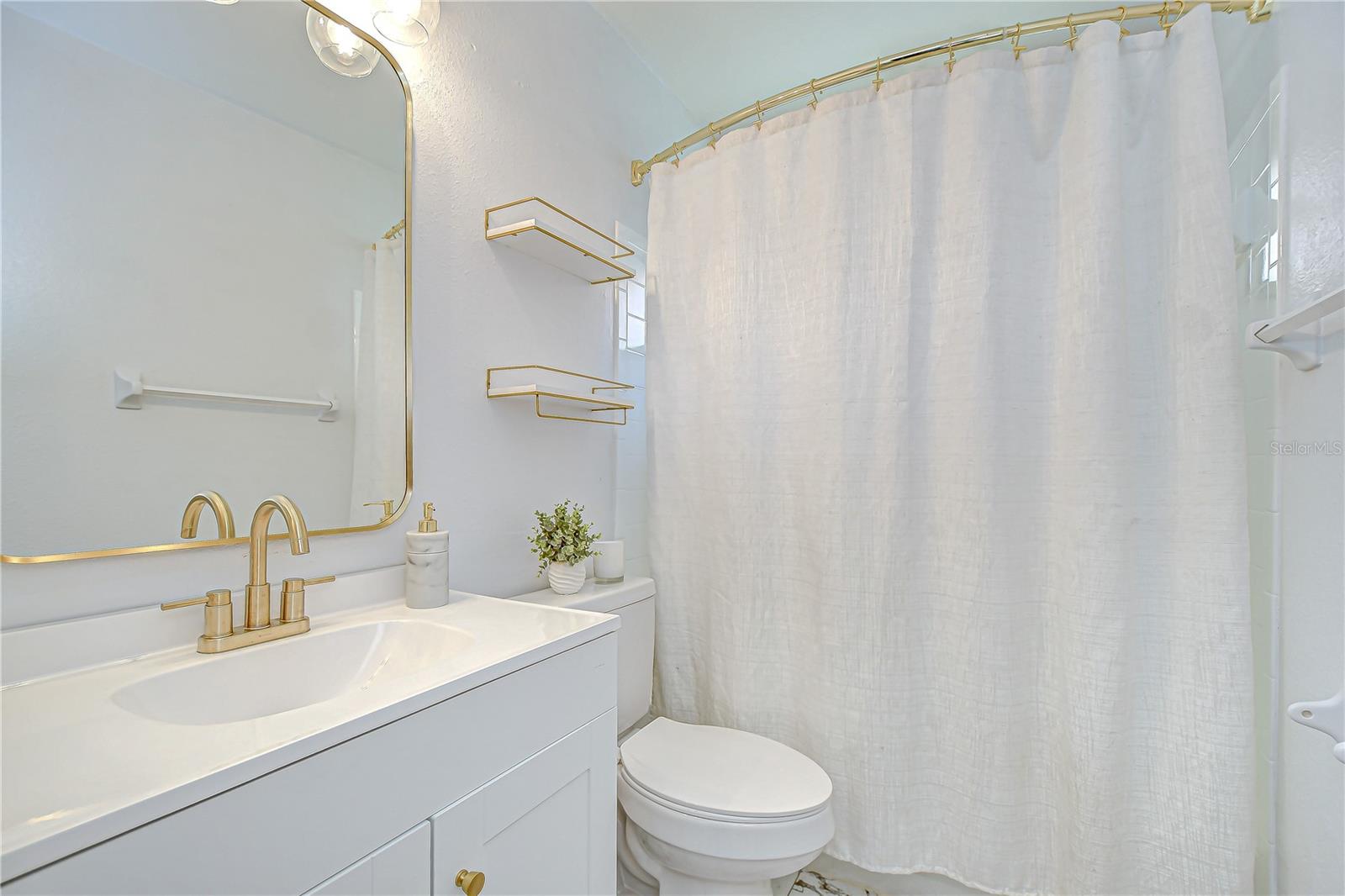 Image 20 of 28 For 1603 Scotch Pine Drive