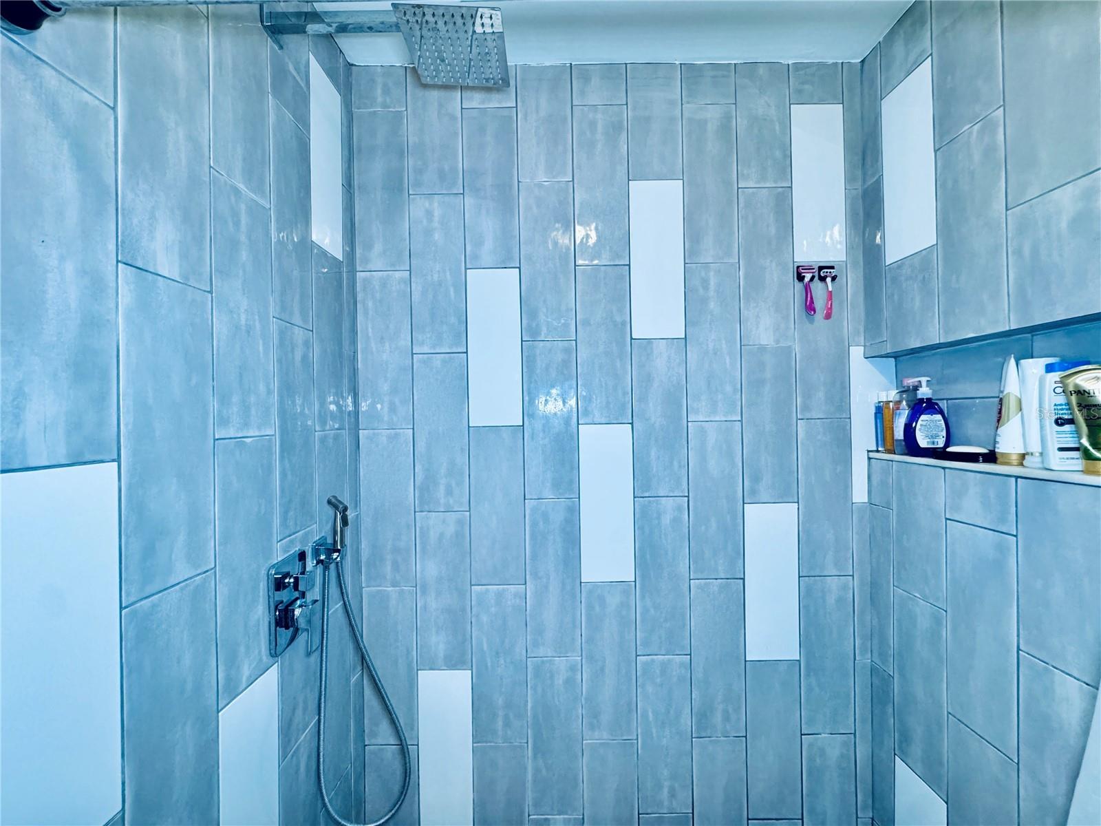 Image 32 of 80 For 4360 Outrigger Lane
