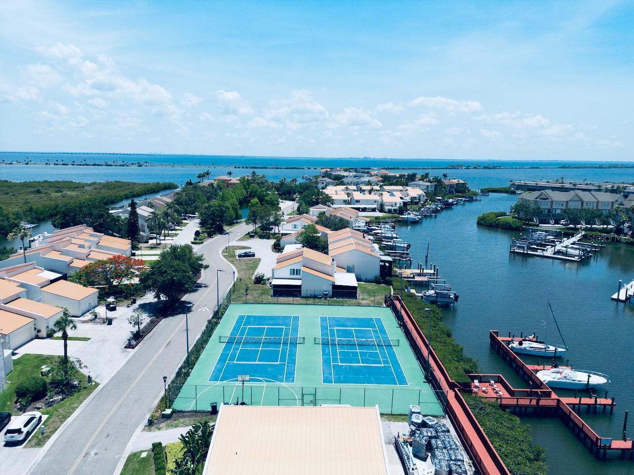 Image 74 of 80 For 4360 Outrigger Lane
