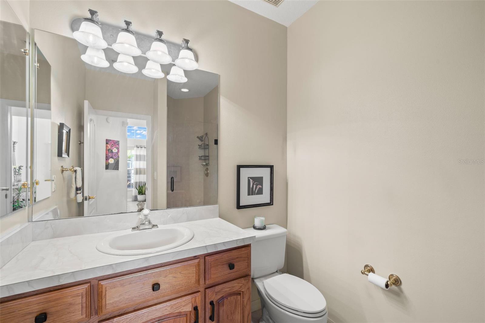 Image 21 of 39 For 8708 Laurel Drive N